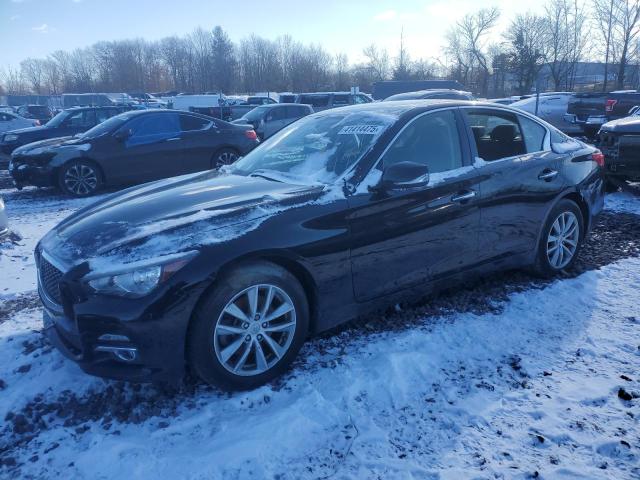 Infiniti Q50 base (2017)