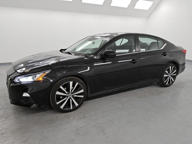 Nissan Altima sr (2022)