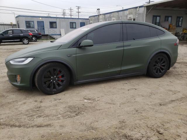 Tesla Model x (2016)
