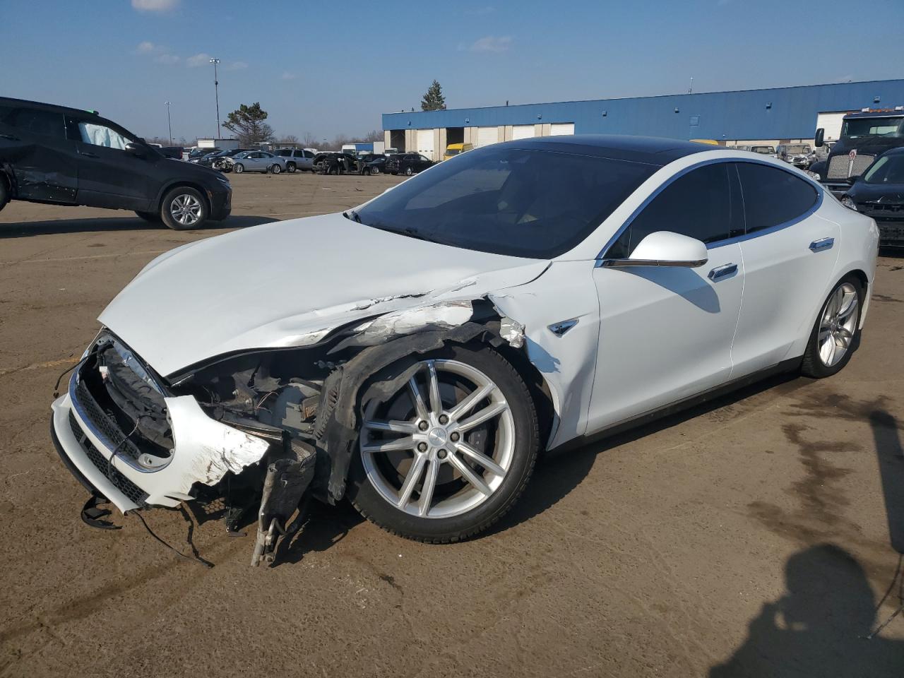 Tesla Model s (2015)