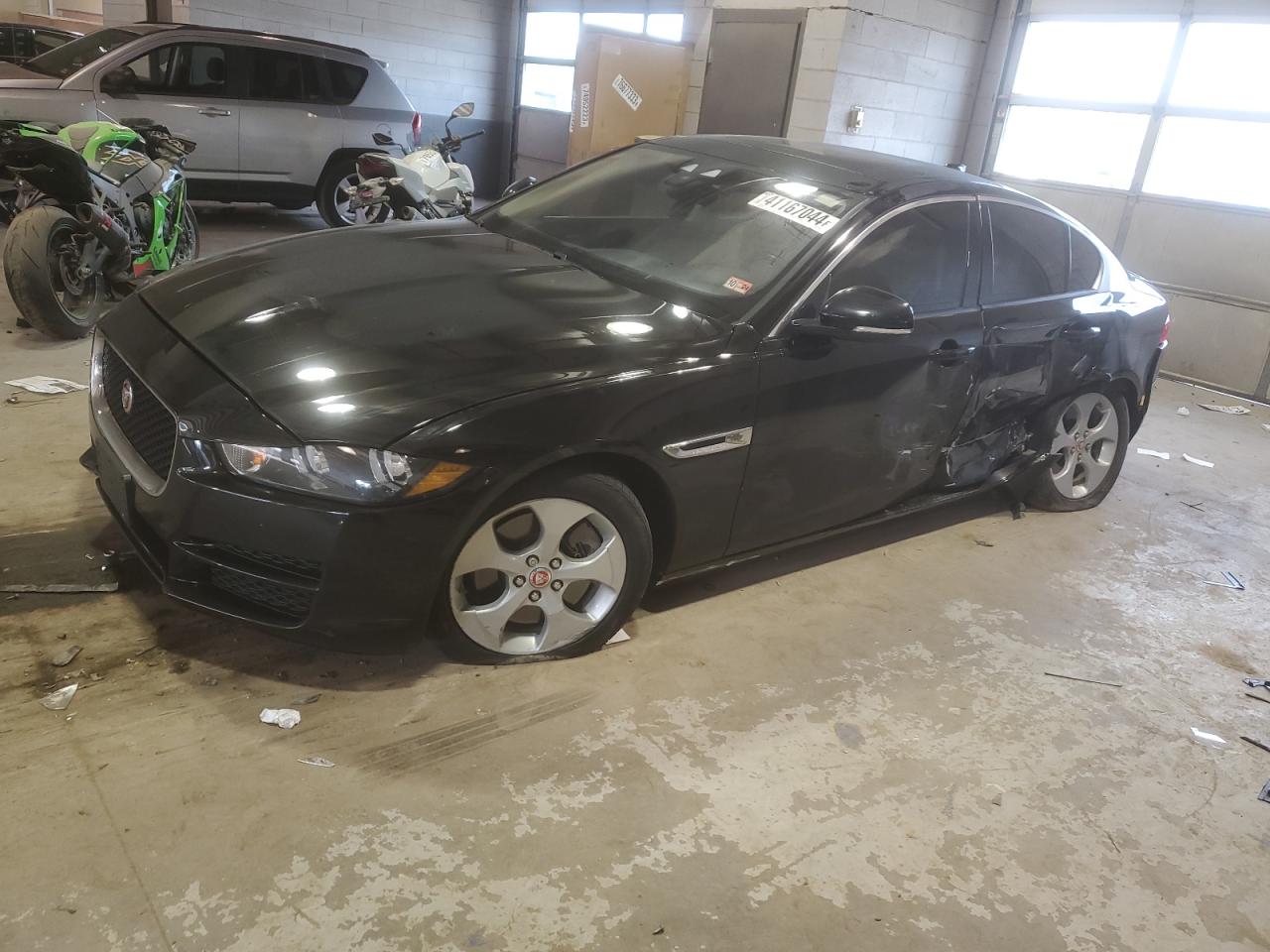 Jaguar Xe (2018)
