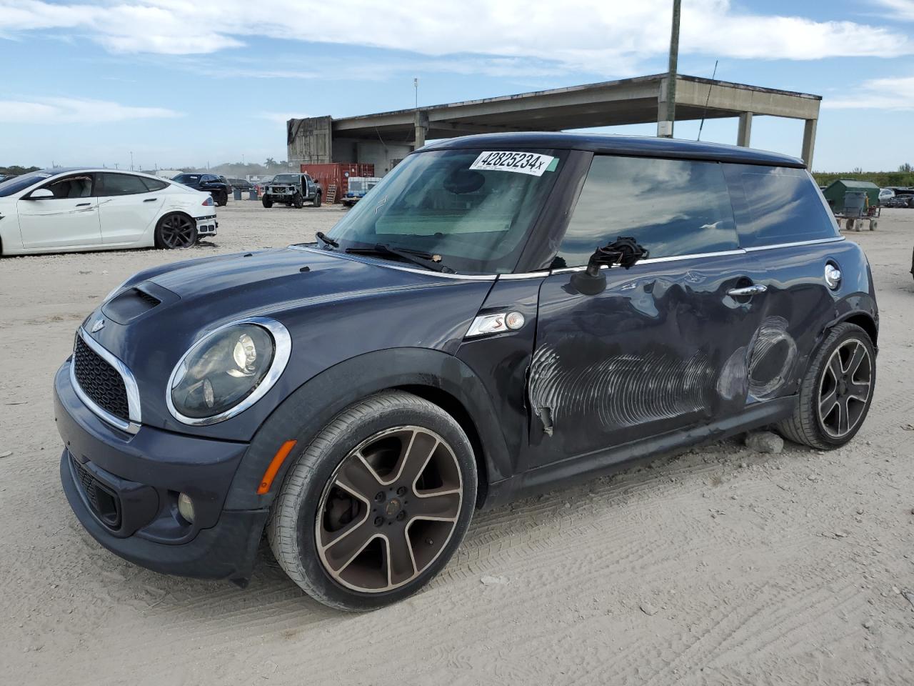 Mini Cooper (2012)
