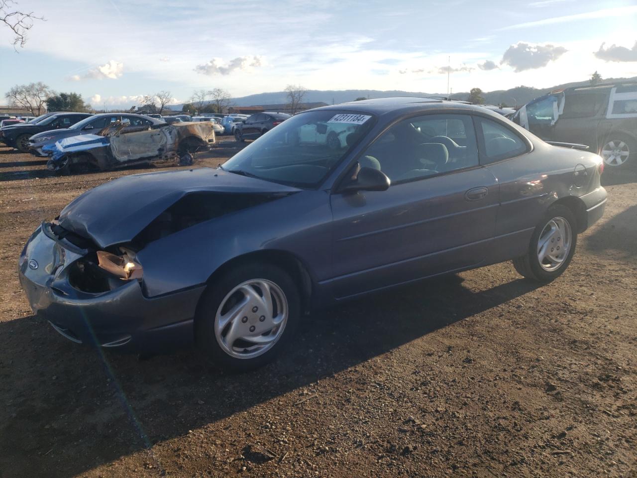 Ford Escort (1999)