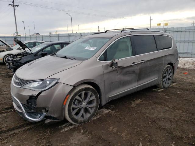 Chrysler Pacifica (2017)