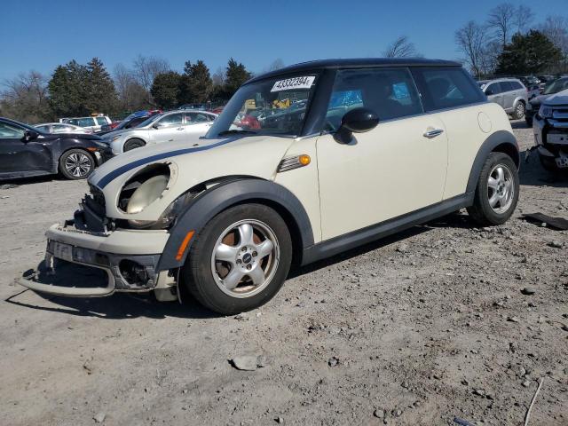 Mini Cooper (2010)