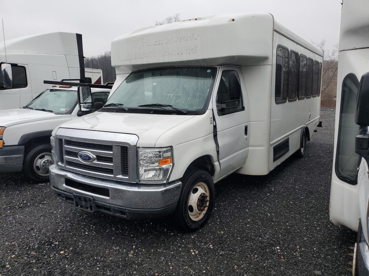 Ford Econoline (2015)