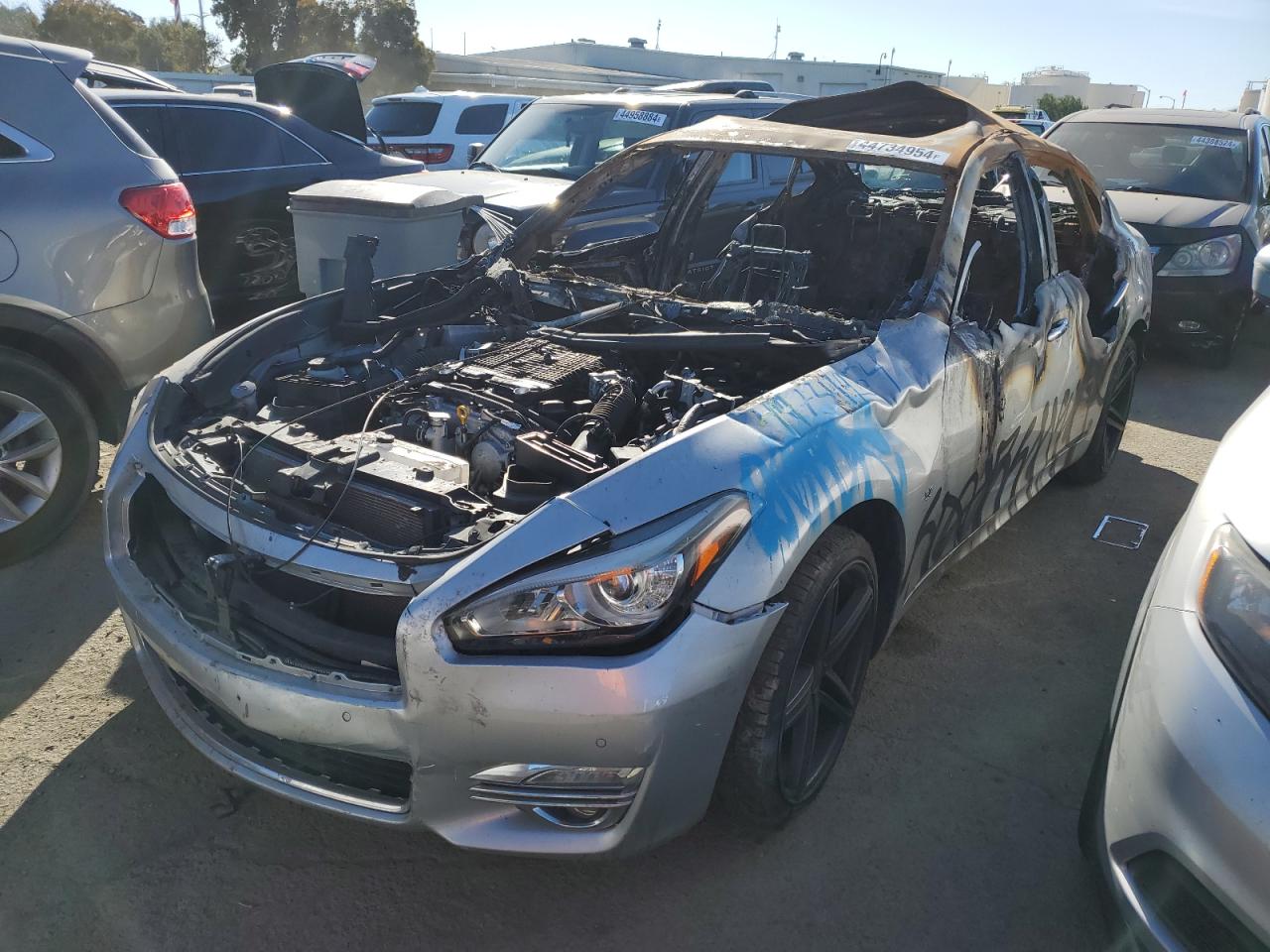 Infiniti Q70 (2016)