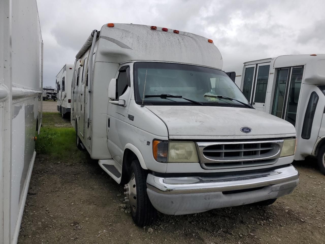 Ford Econoline (2002)