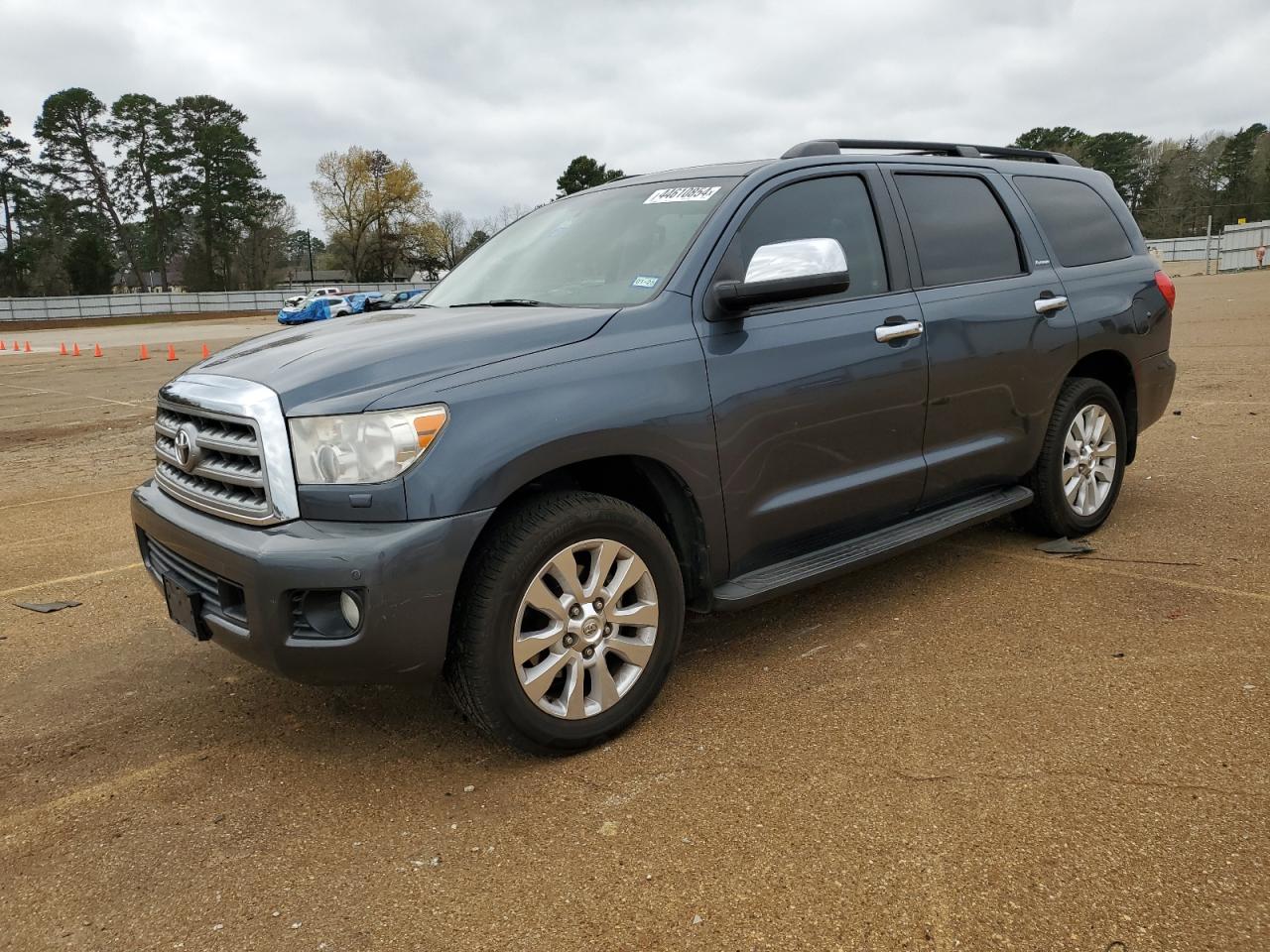 Toyota Sequoia (2010)