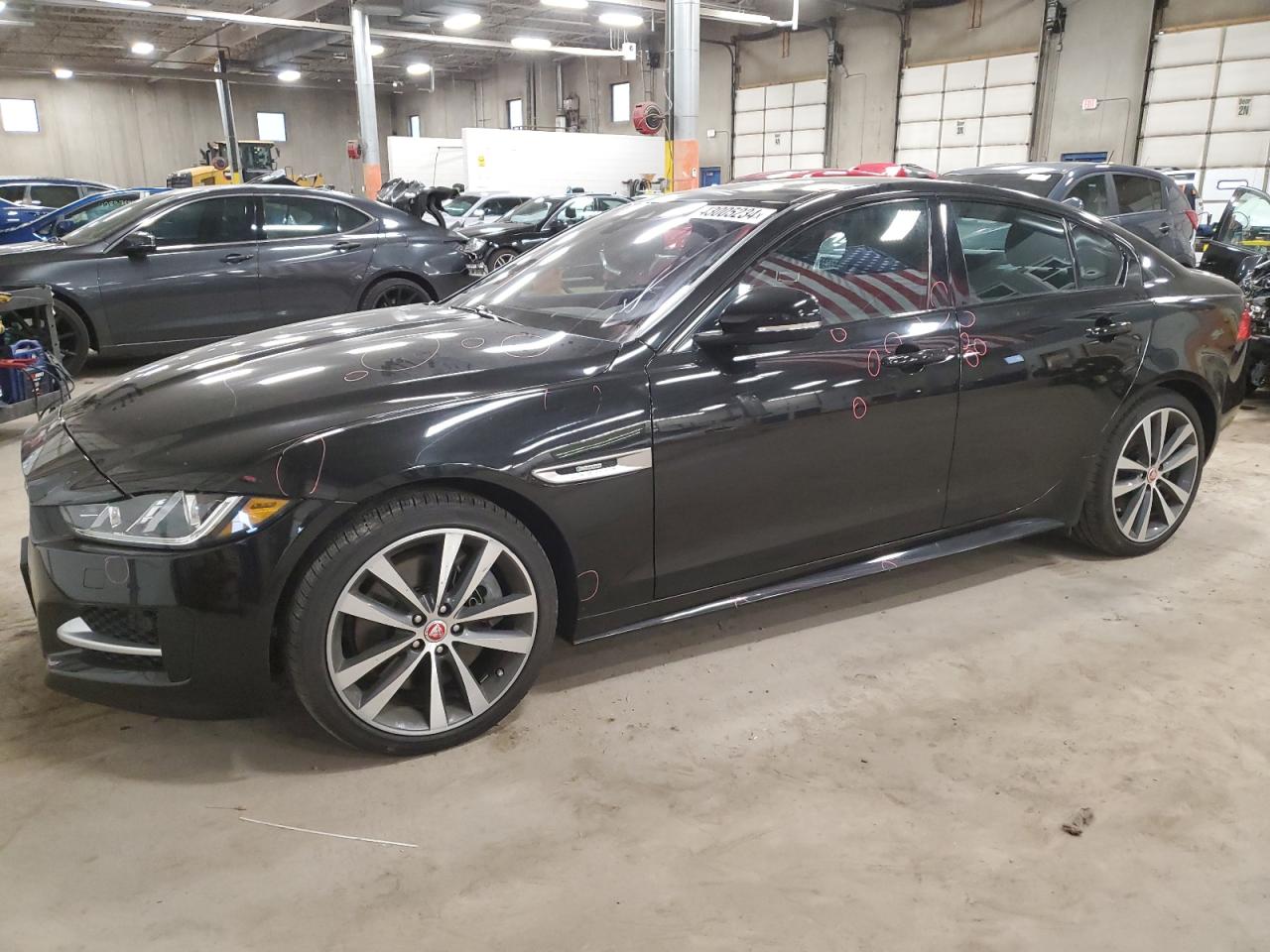 Jaguar Xe (2017)