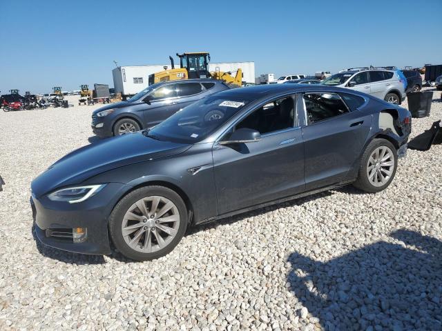 Tesla Model s (2016)