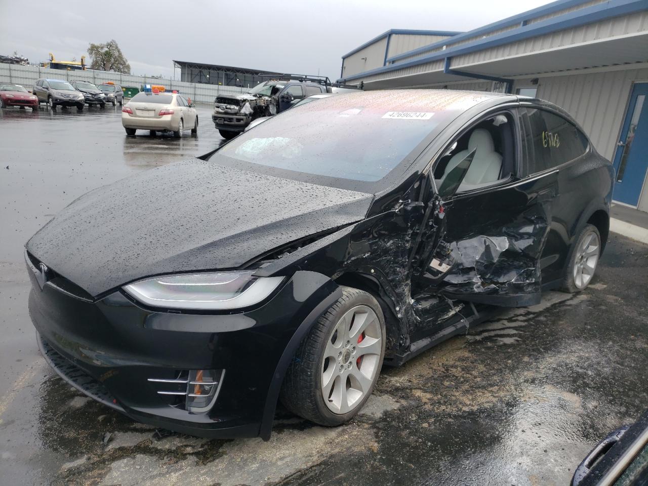 Tesla Model x (2020)