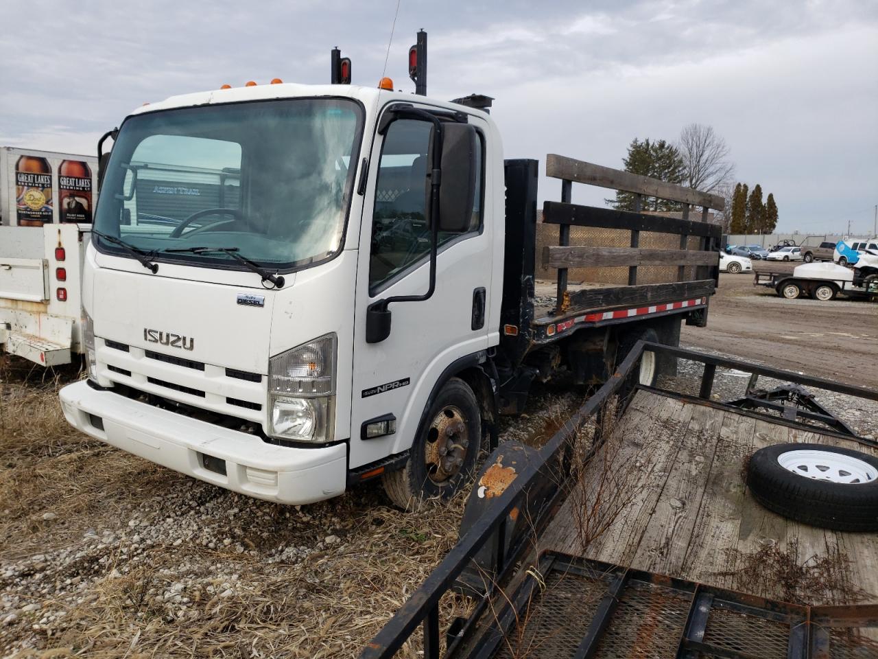 Isuzu Npr (2011)