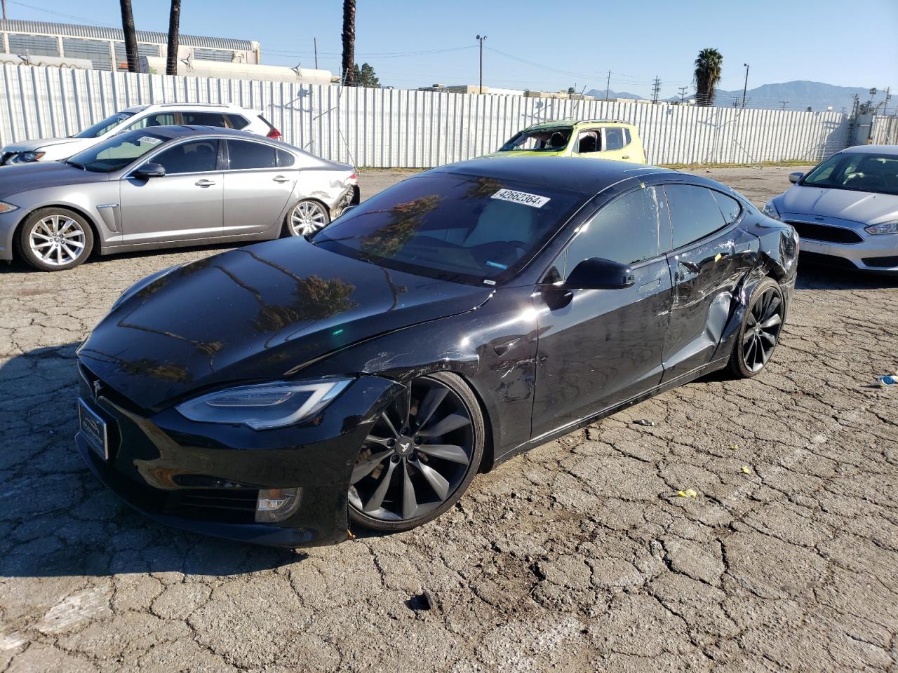 Tesla Model s (2019)