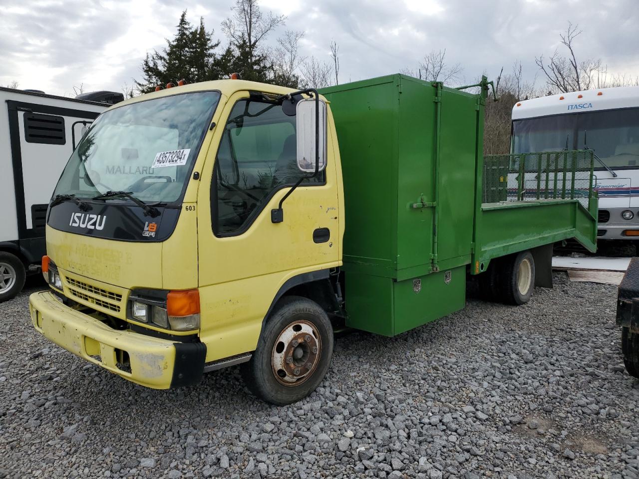 Isuzu Npr (2003)
