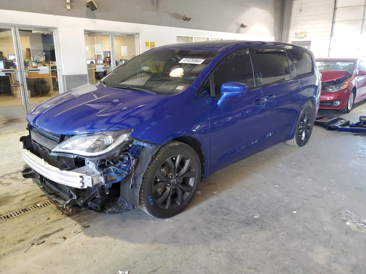 Chrysler Pacifica (2019)