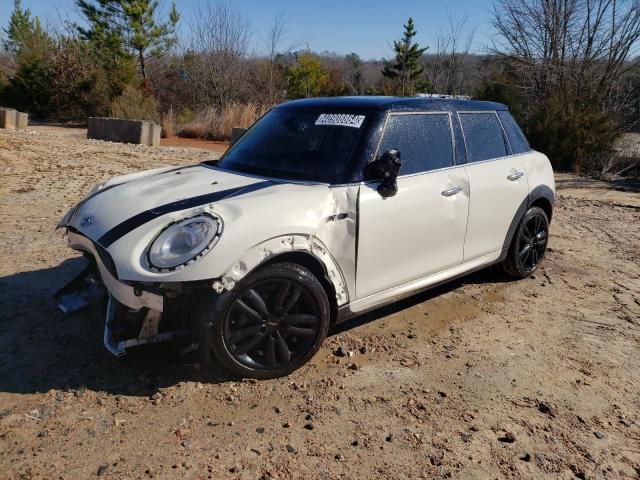 Mini Cooper (2016)