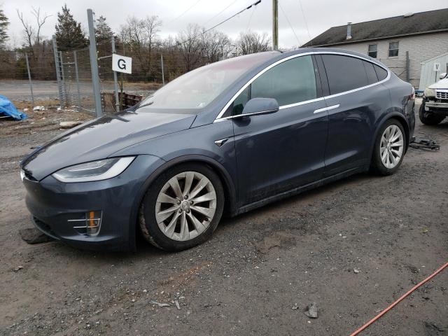Tesla Model x (2020)