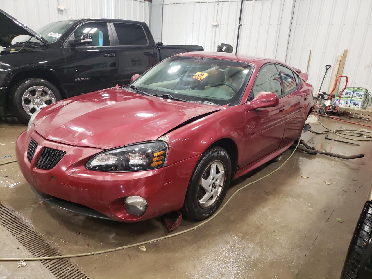 Pontiac Grand prix (2004)