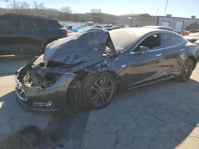 Tesla Model s (2015)