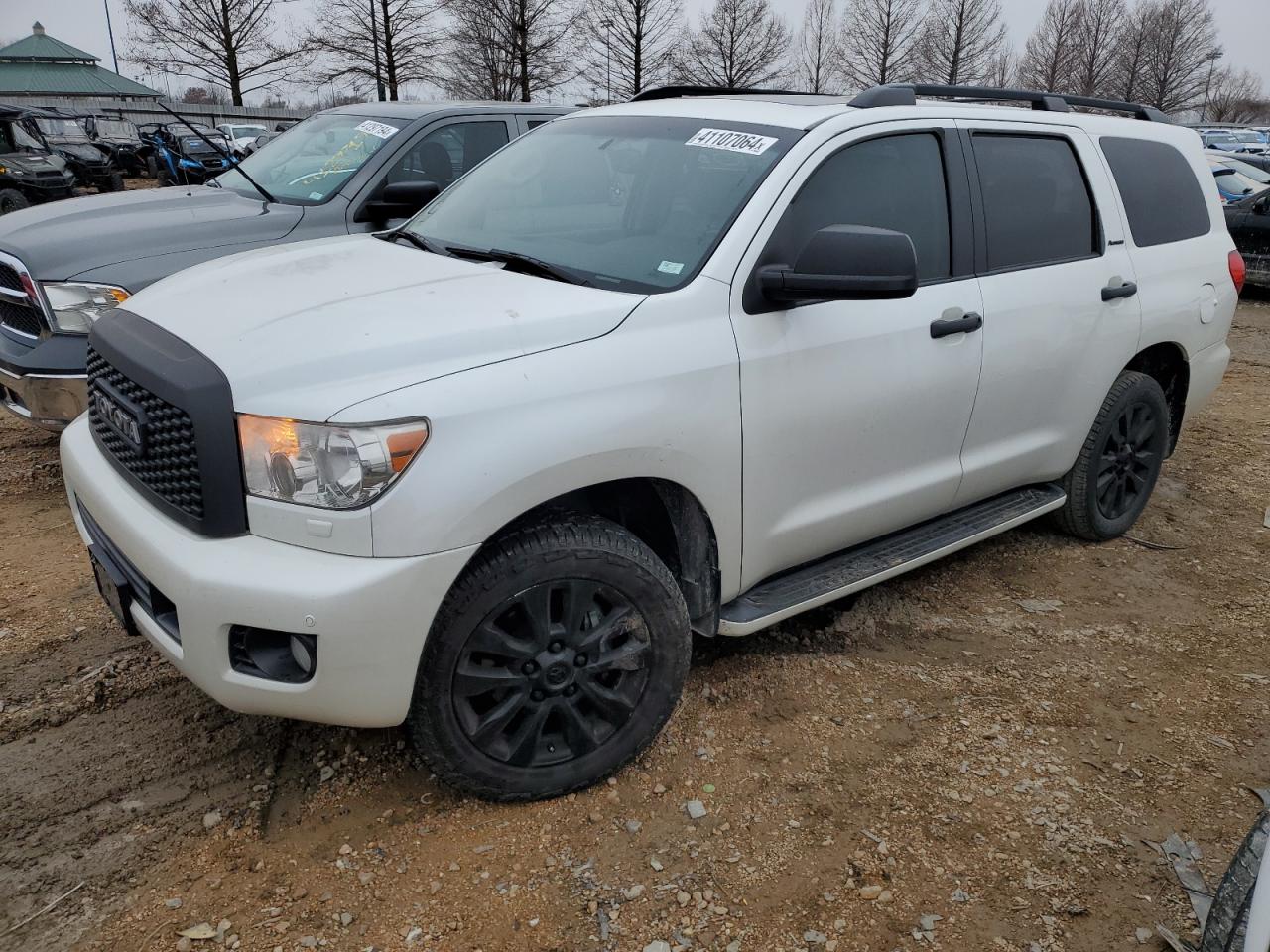 Toyota Sequoia (2012)