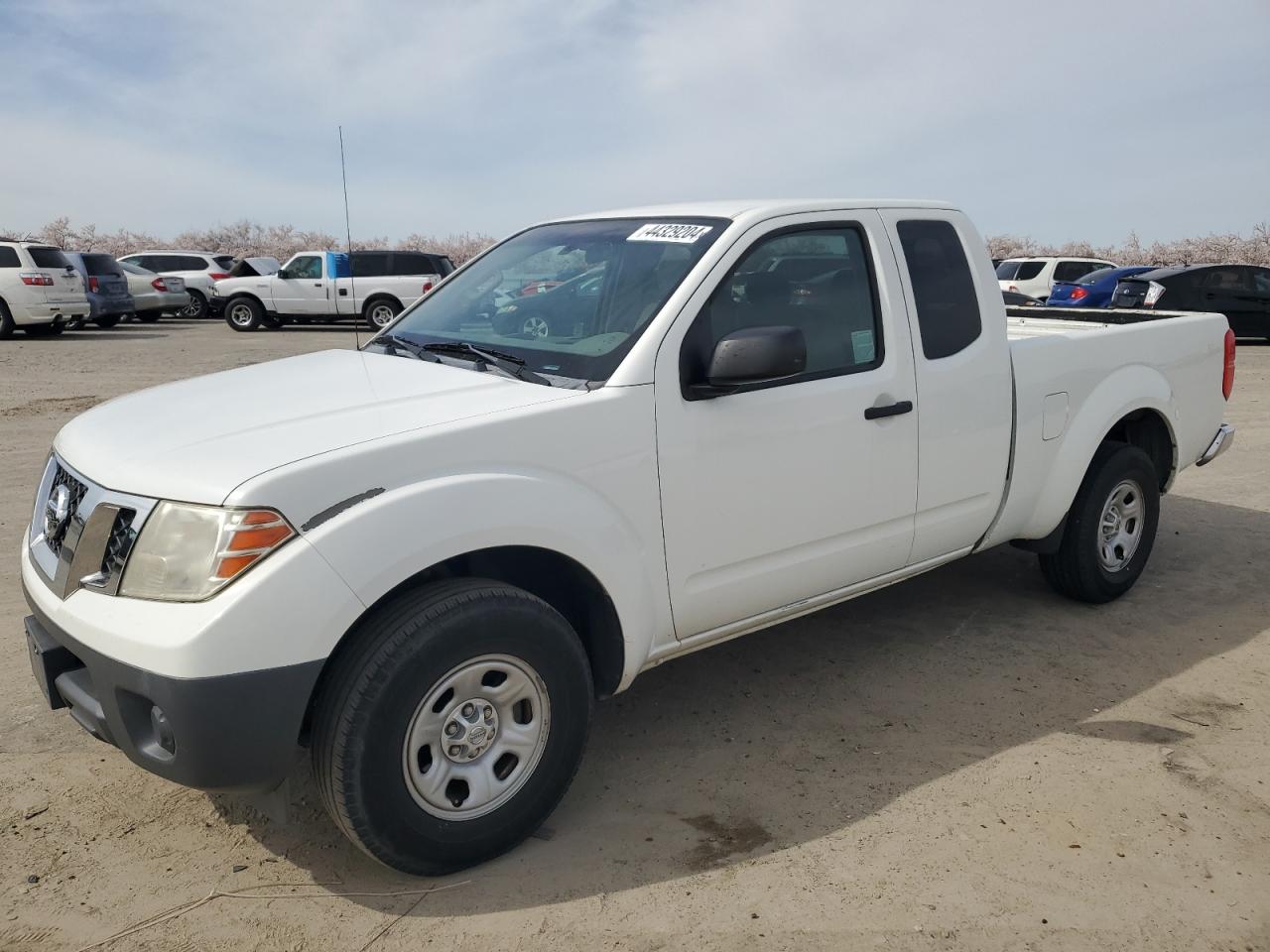 Nissan Navara (frontier) (2013)