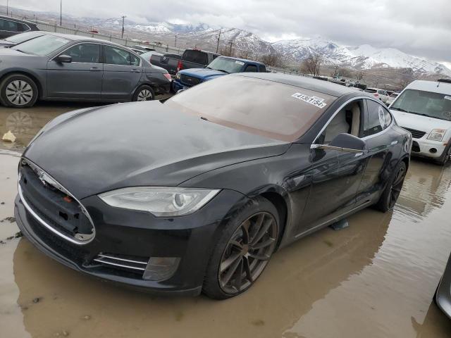 Tesla Model s (2013)
