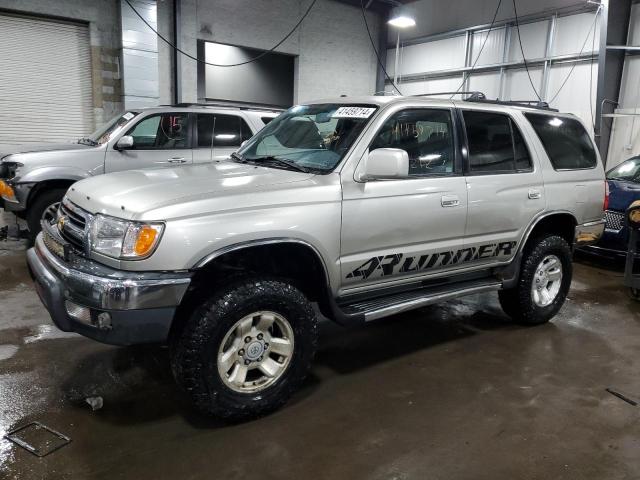 Toyota 4runner (1999)