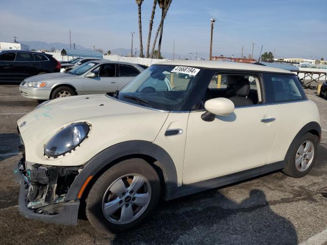 Mini Cooper (2020)