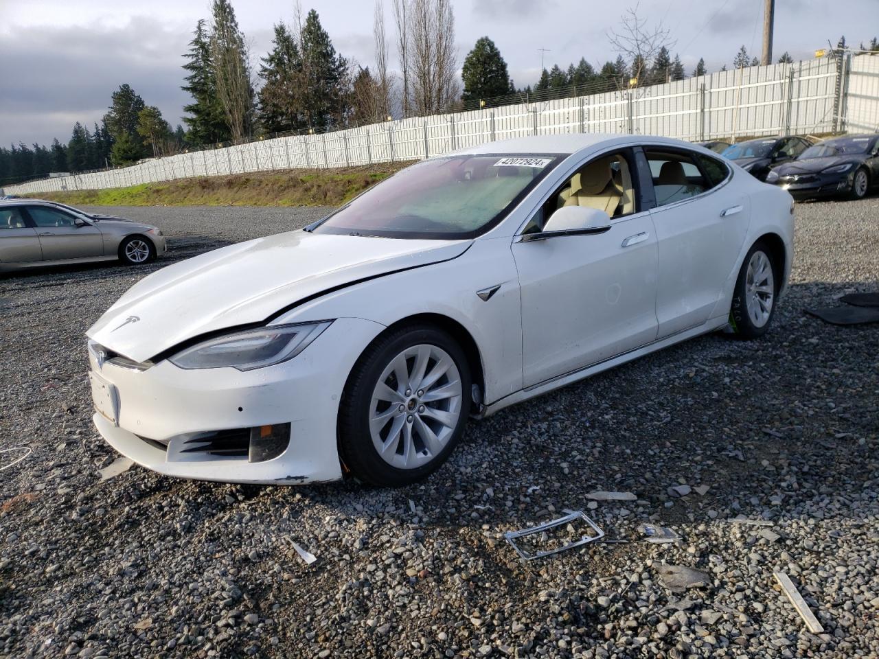 Tesla Model s (2017)