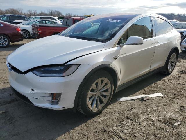 Tesla Model x (2017)