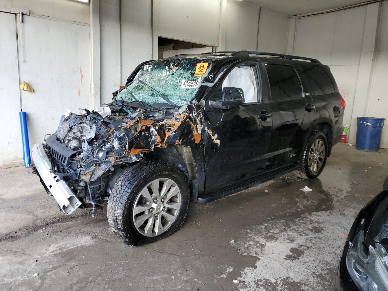 Toyota Sequoia (2015)