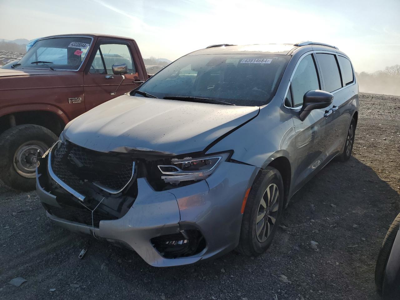 Chrysler Pacifica (2021)