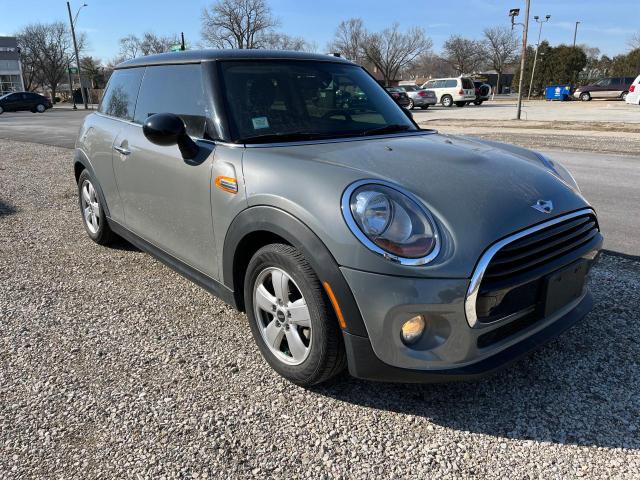 Mini Cooper (2015)