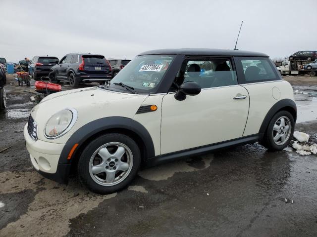 Mini Cooper (2010)