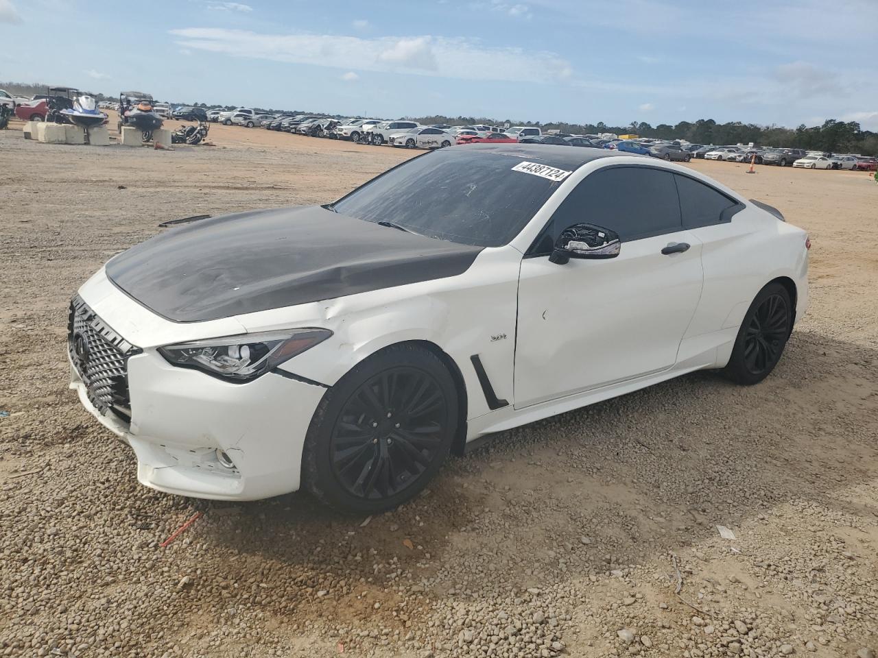 Infiniti Q60 (2017)