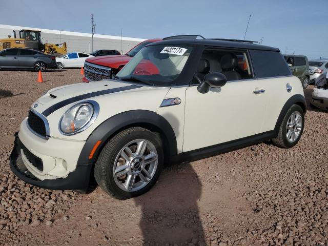 Mini Cooper (2012)