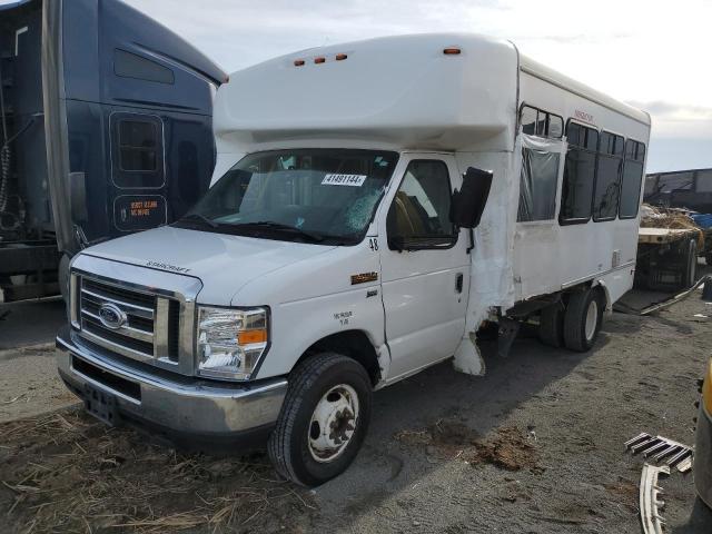 Ford Econoline (2016)