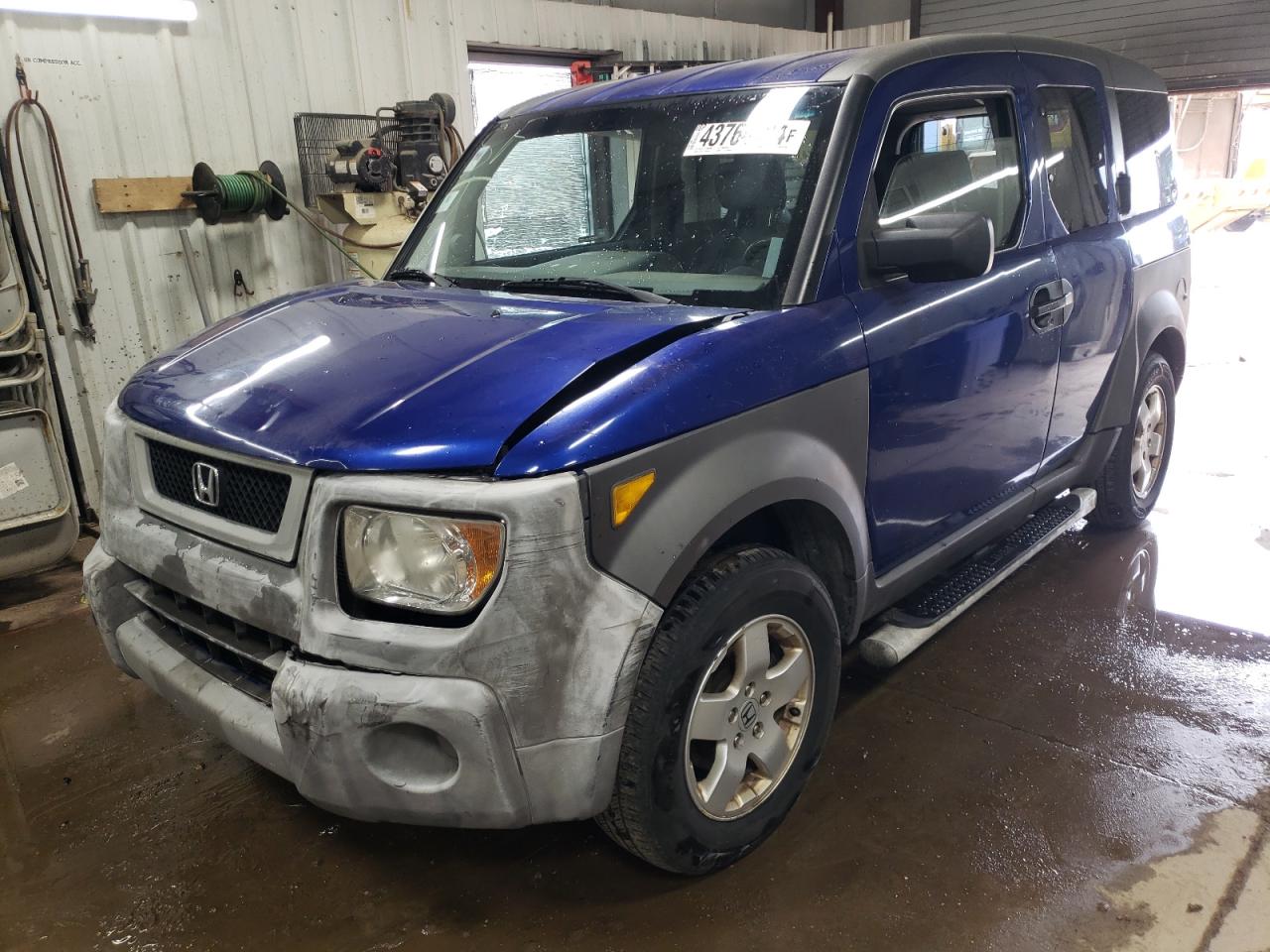 Honda Element (2004)