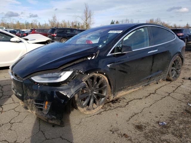 Tesla Model x (2020)