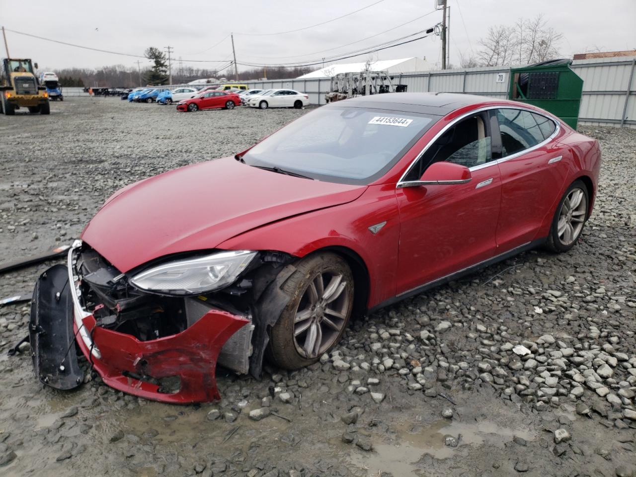 Tesla Model s (2015)