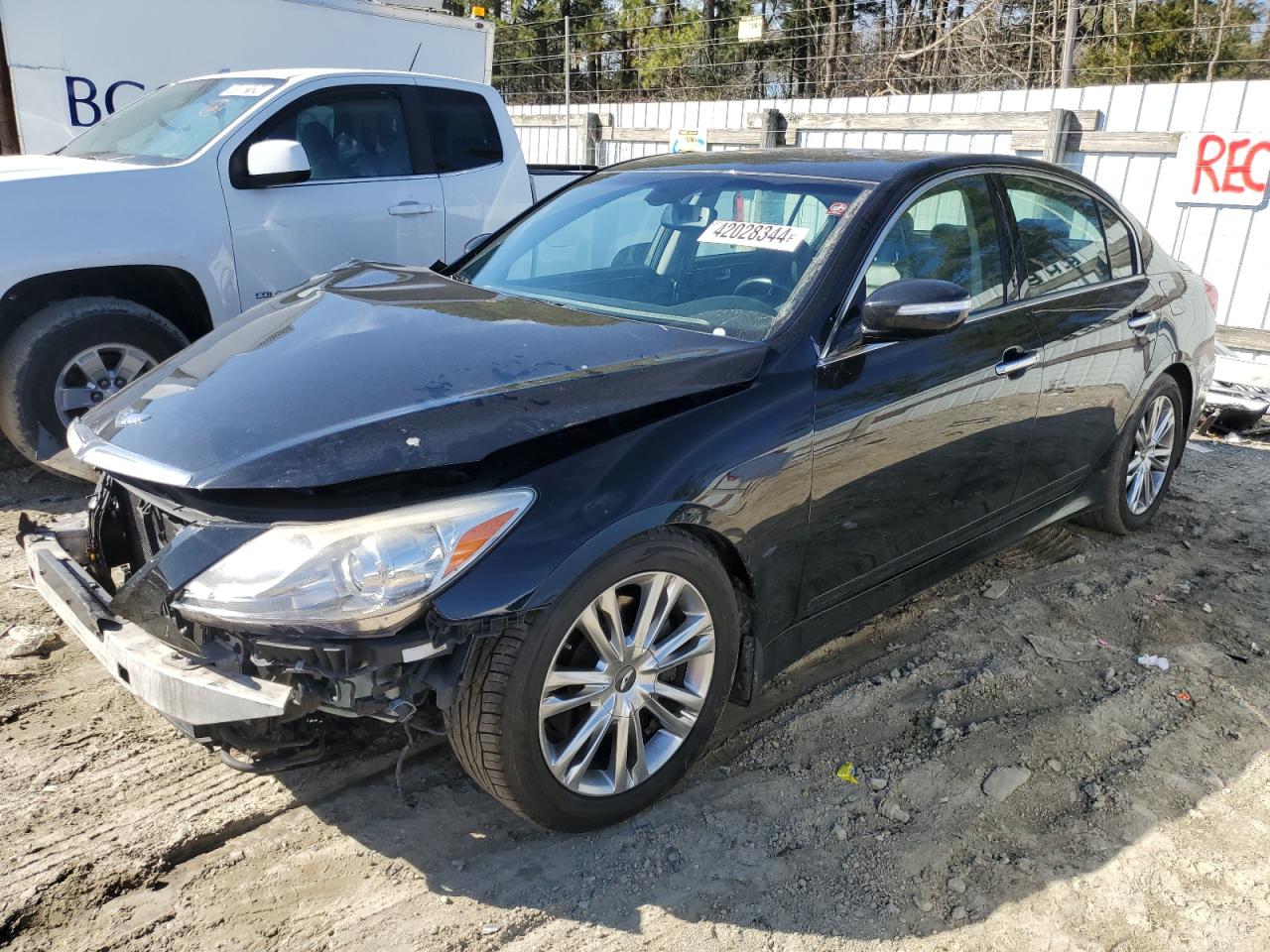 Hyundai Genesis (2013)