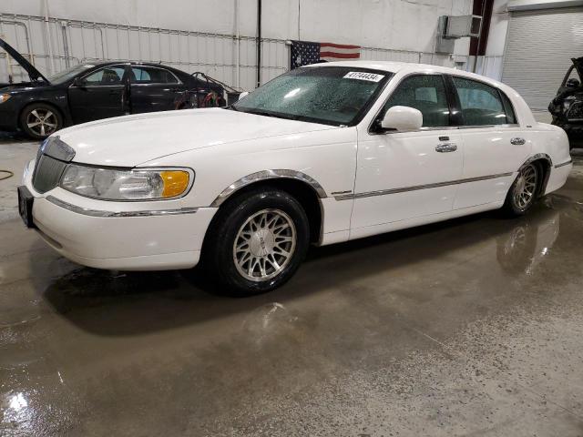 Lincoln Towncar (2001)