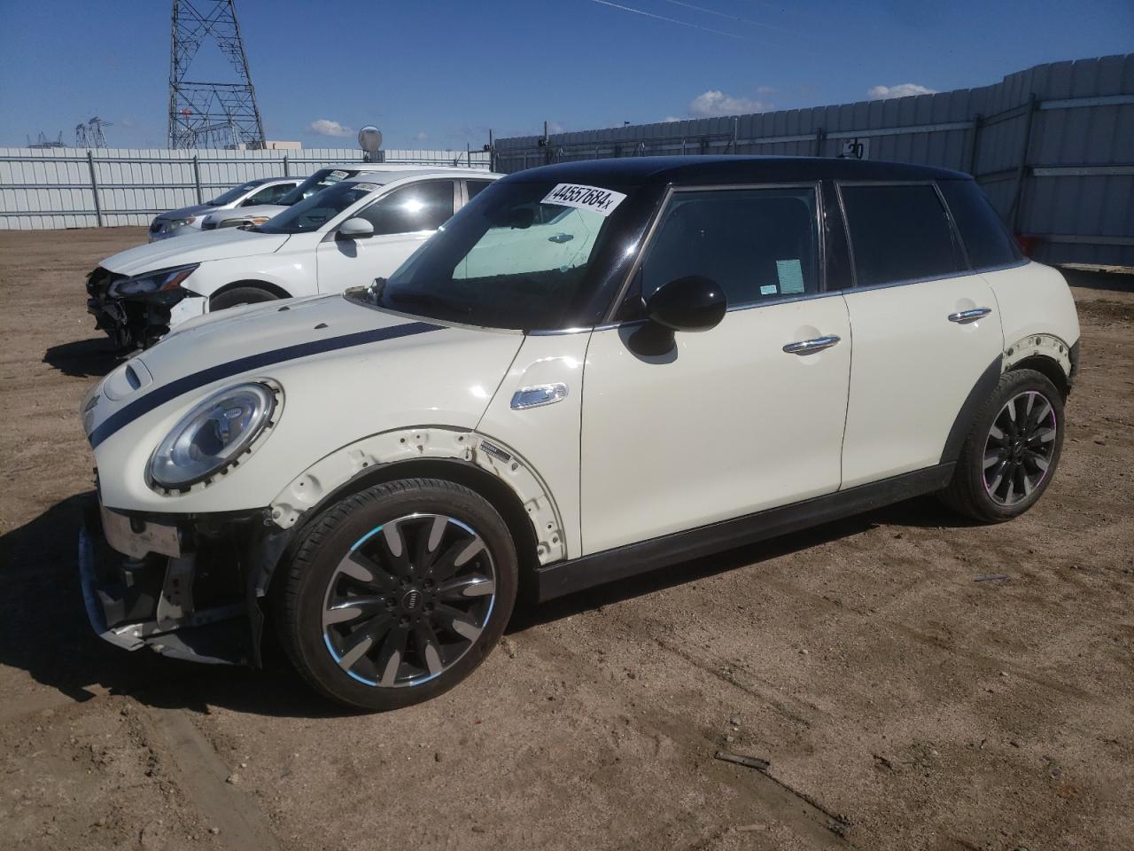 Mini Cooper (2016)