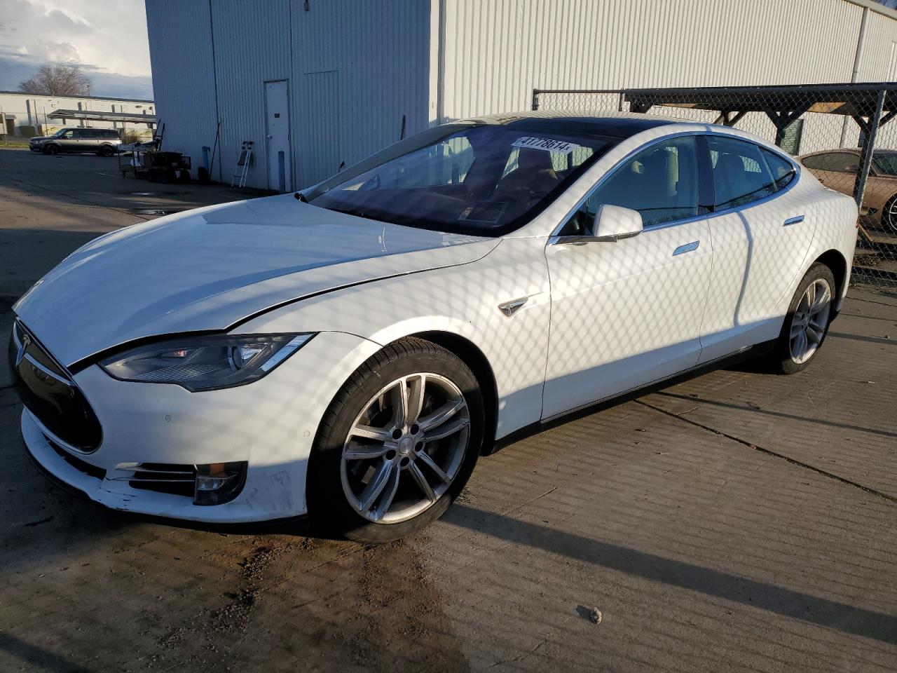 Tesla Model s (2014)