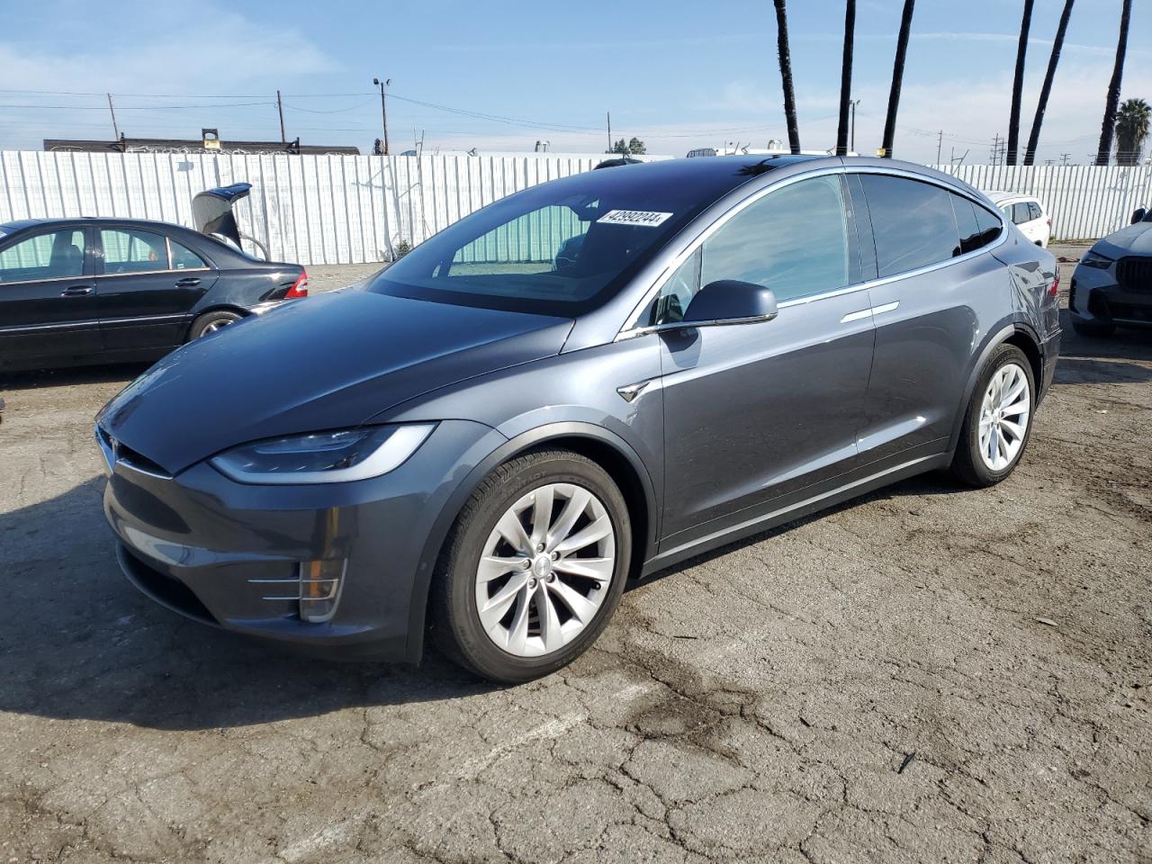 Tesla Model x (2018)