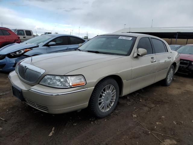Lincoln Towncar (2008)