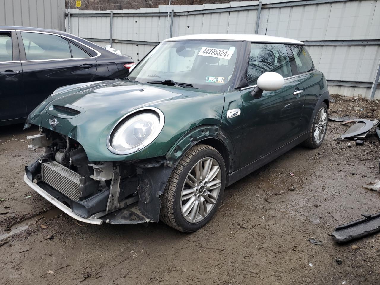 Mini Cooper (2015)