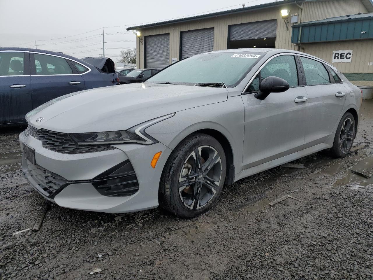Kia K5 (2021)