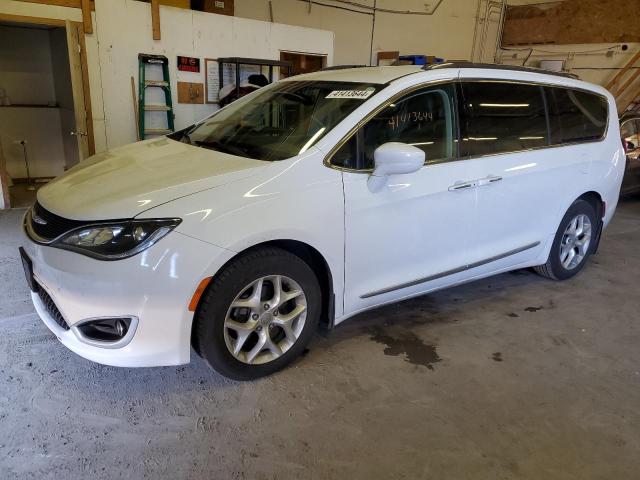 Chrysler Pacifica (2017)
